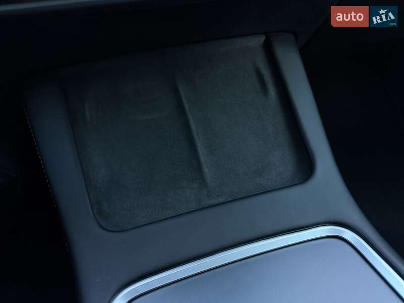 Седан Tesla Model 3 2023 в Львові фото 37 Седан Tesla Model 3 2023 в Львові