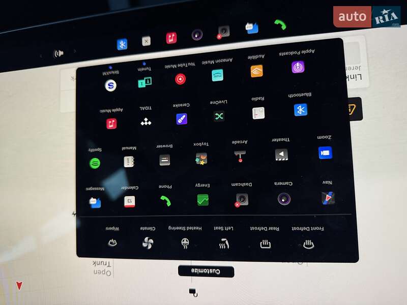 Седан Tesla Model 3 2023 в Львові фото 44 Седан Tesla Model 3 2023 в Львові