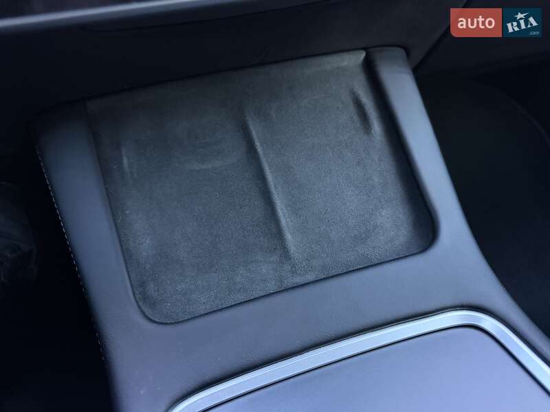Седан Tesla Model 3 2023 в Львові фото 48 Седан Tesla Model 3 2023 в Львові