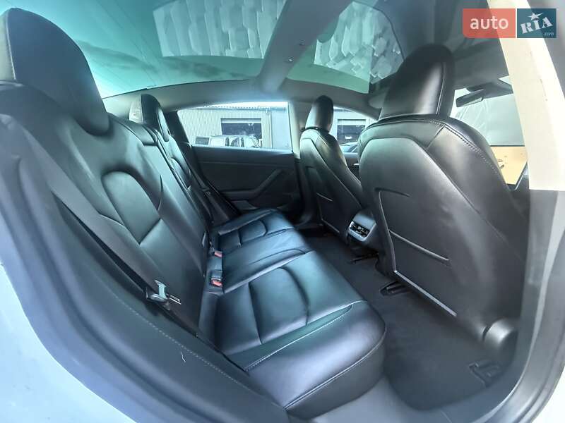 Седан Tesla Model 3 2023 в Львові фото 64 Седан Tesla Model 3 2023 в Львові