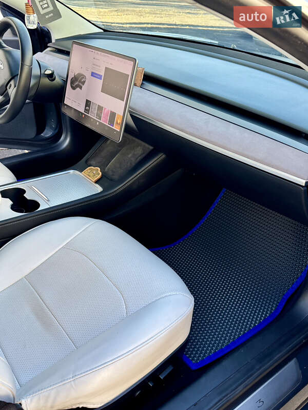 Седан Tesla Model 3 2019 в Одессе фото 76 Седан Tesla Model 3 2019 в Одессе