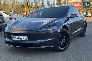 Седан Tesla Model 3 2024 в Одесі
