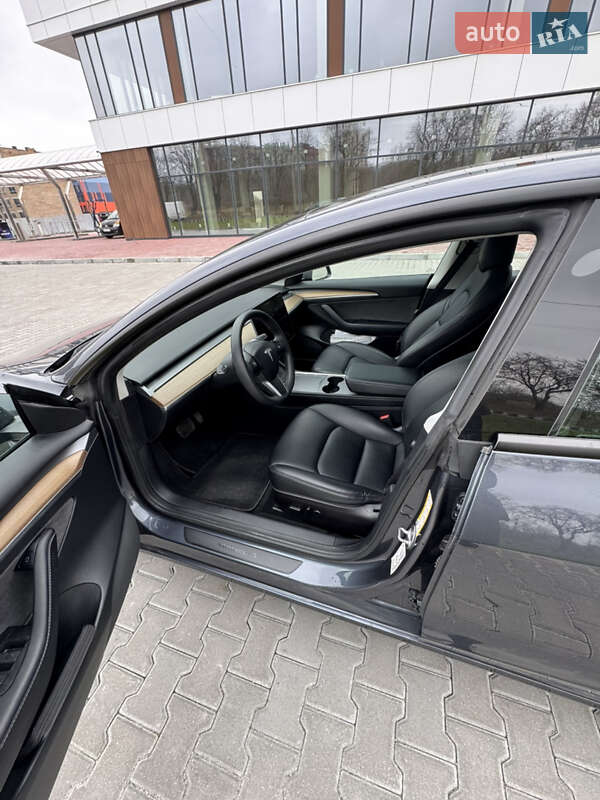 Седан Tesla Model 3 2022 в Рівному фото 12 Седан Tesla Model 3 2022 в Рівному