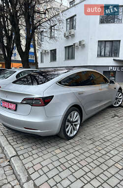 Седан Tesla Model 3 2018 в Каменец-Подольском