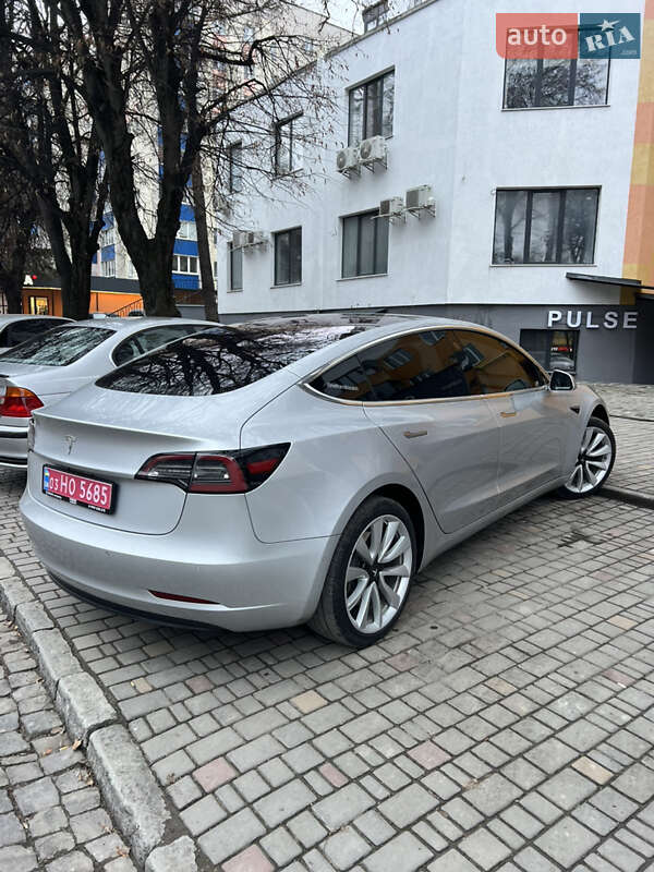 Седан Tesla Model 3 2018 в Кам'янець-Подільському
