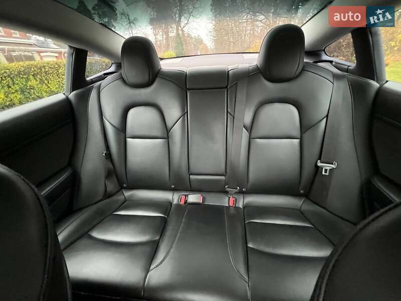 Седан Tesla Model 3 2021 в Киеве фото 36 Седан Tesla Model 3 2021 в Киеве