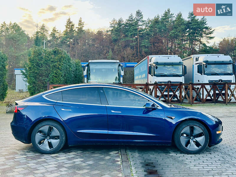 Седан Tesla Model 3 2018 в Львове фото 8 Седан Tesla Model 3 2018 в Львове