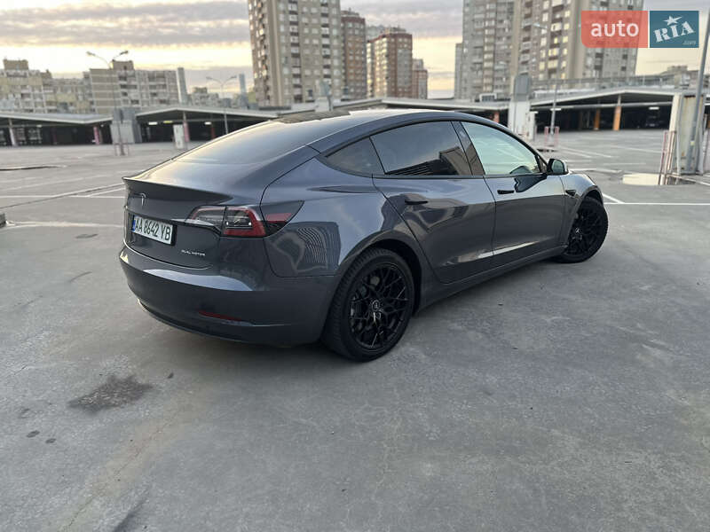 Седан Tesla Model 3 2022 в Киеве фото 8 Седан Tesla Model 3 2022 в Киеве
