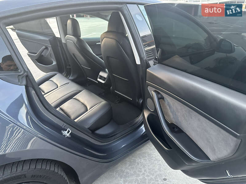 Седан Tesla Model 3 2022 в Киеве фото 19 Седан Tesla Model 3 2022 в Киеве