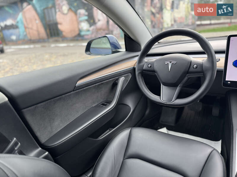 Седан Tesla Model 3 2021 в Луцке фото 16 Седан Tesla Model 3 2021 в Луцке