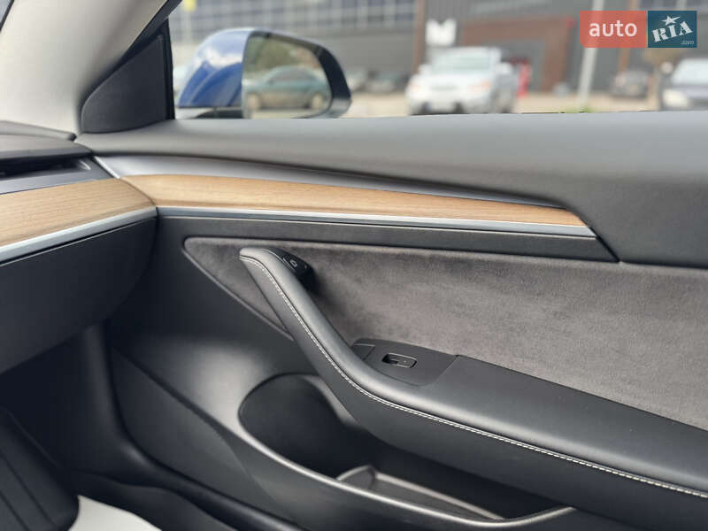 Седан Tesla Model 3 2021 в Луцке фото 26 Седан Tesla Model 3 2021 в Луцке