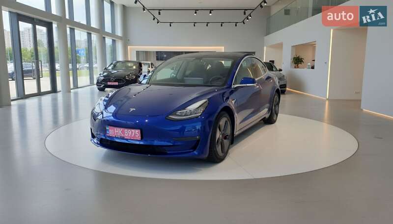 Седан Tesla Model 3 2018 в Києві фото Седан Tesla Model 3 2018 в Києві