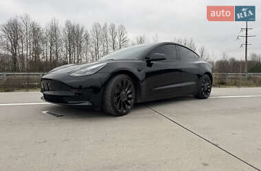Седан Tesla Model 3 2023 в Житомире