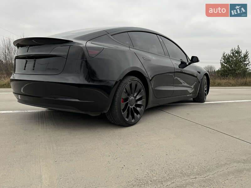 Седан Tesla Model 3 2023 в Житомирі фото 4 Седан Tesla Model 3 2023 в Житомирі