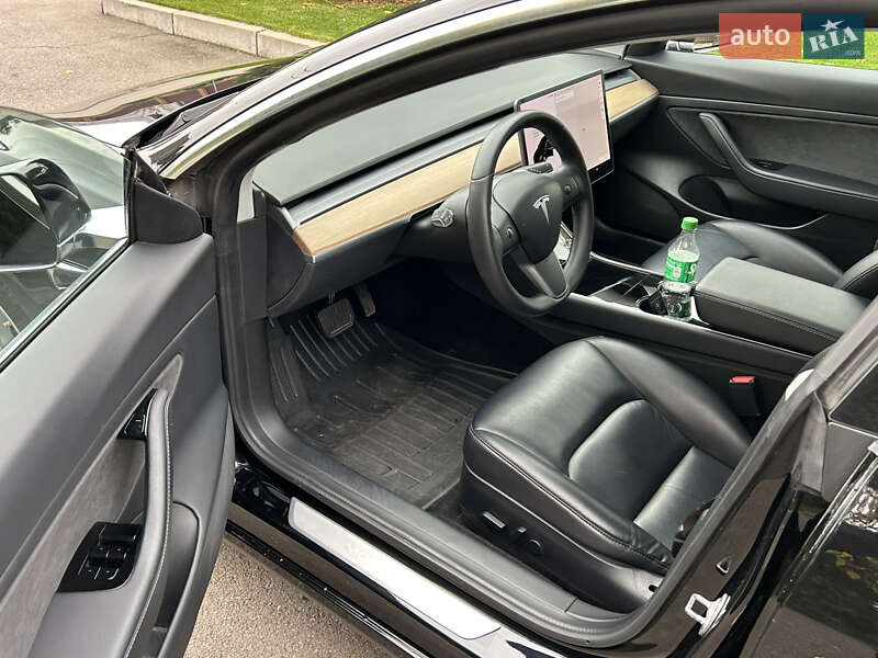 Седан Tesla Model 3 2020 в Києві фото 10 Седан Tesla Model 3 2020 в Києві