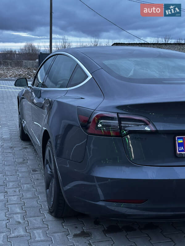 Седан Tesla Model 3 2019 в Дубно фото 5 Седан Tesla Model 3 2019 в Дубно