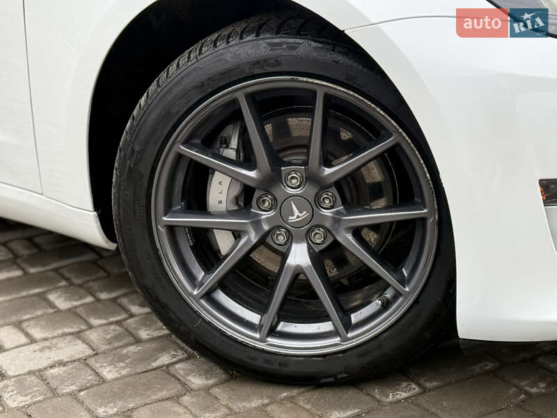 Седан Tesla Model 3 2023 в Львове фото 13 Седан Tesla Model 3 2023 в Львове