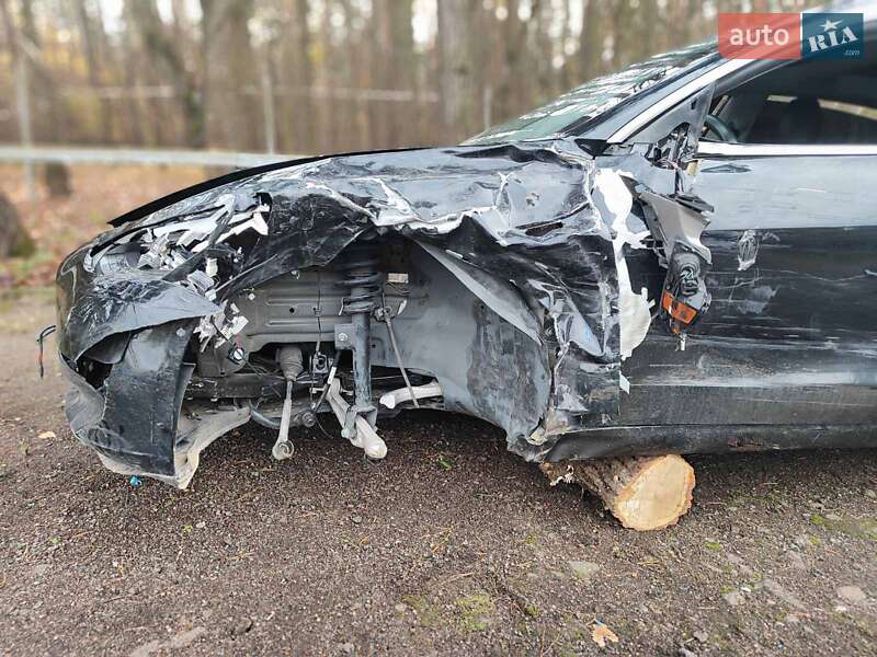 Седан Tesla Model 3 2018 в Києві