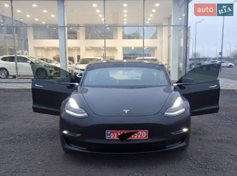 Tesla Model 3 2019 Tesla Model 3 2019