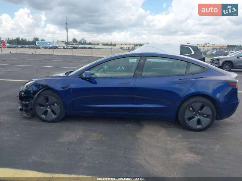 Седан Tesla Model 3 2022 в Киеве фото 4 Седан Tesla Model 3 2022 в Киеве