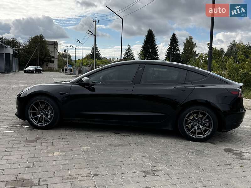 Седан Tesla Model 3 2021 в Луцьку фото 7 Седан Tesla Model 3 2021 в Луцьку