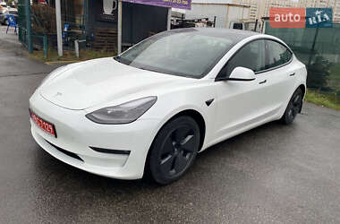 Седан Tesla Model 3 2021 в Києві