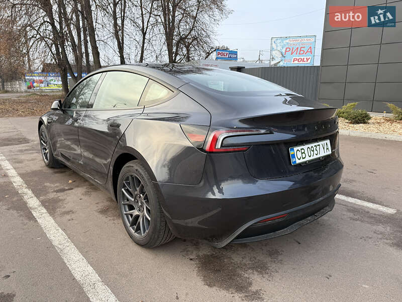 Седан Tesla Model 3 2024 в Киеве фото 17 Седан Tesla Model 3 2024 в Киеве