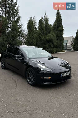 Седан Tesla Model 3 2018 в Черкассах