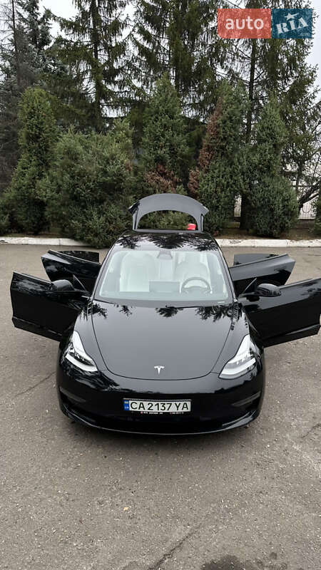 Седан Tesla Model 3 2018 в Черкасах фото 16 Седан Tesla Model 3 2018 в Черкасах