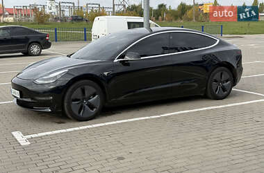 Седан Tesla Model 3 2019 в Нововолынске