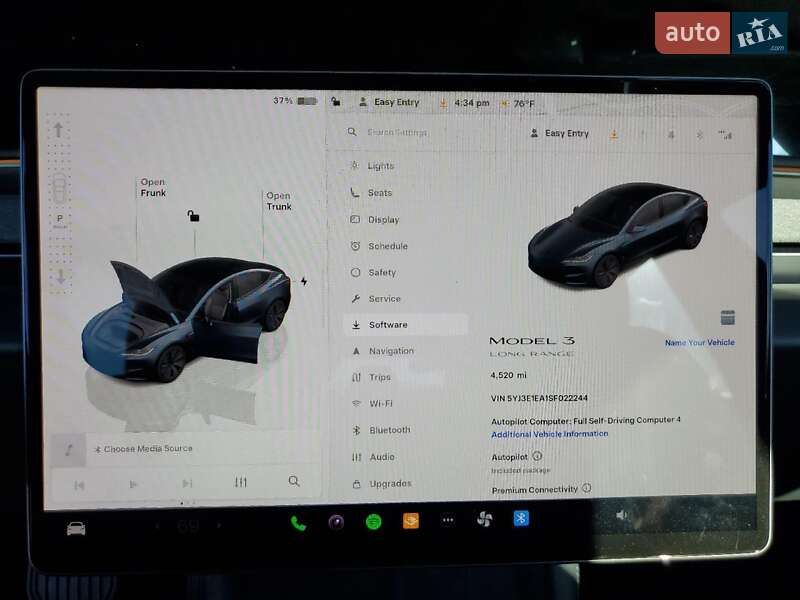 Седан Tesla Model 3 2025 в Львові