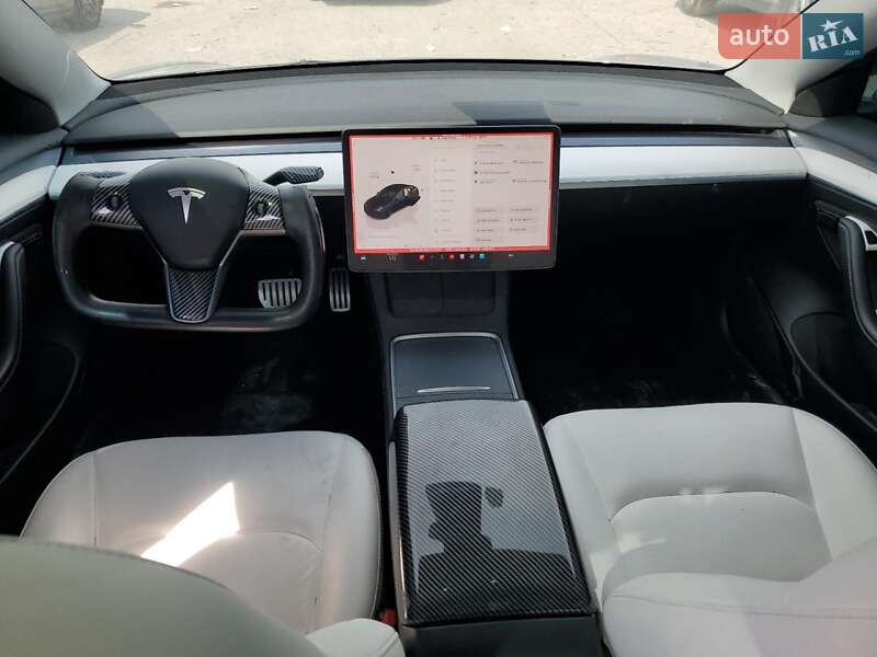 Седан Tesla Model 3 2023 в Дніпрі