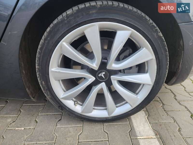 Седан Tesla Model 3 2018 в Одесі фото 9 Седан Tesla Model 3 2018 в Одесі