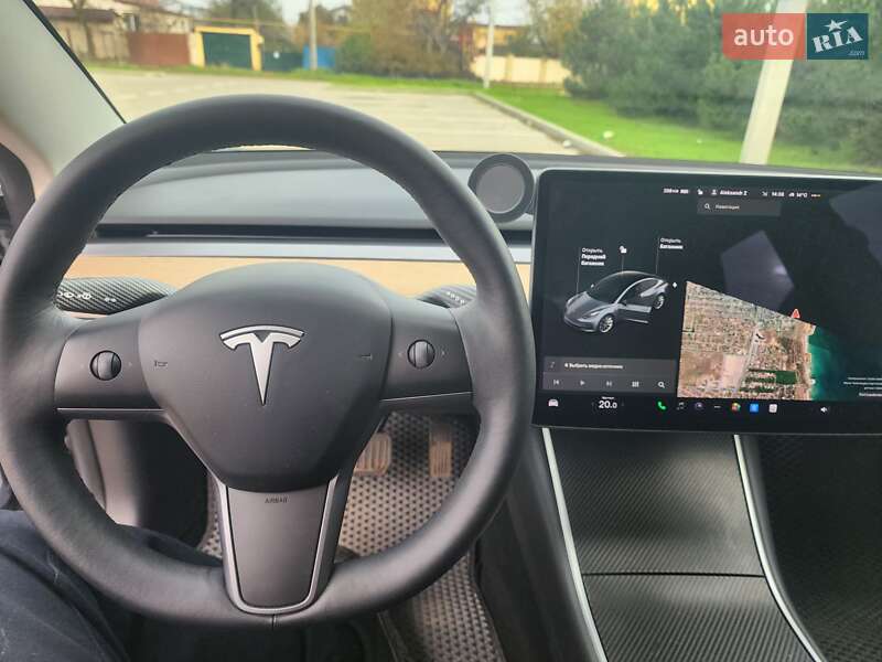 Седан Tesla Model 3 2018 в Одесі фото 22 Седан Tesla Model 3 2018 в Одесі