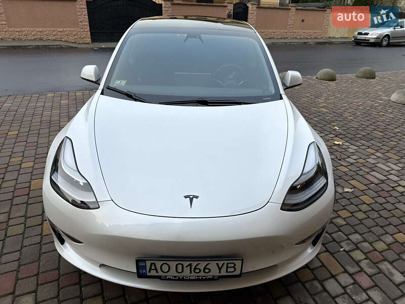 Седан Tesla Model 3 2021 в Ужгороде фото 4 Седан Tesla Model 3 2021 в Ужгороде