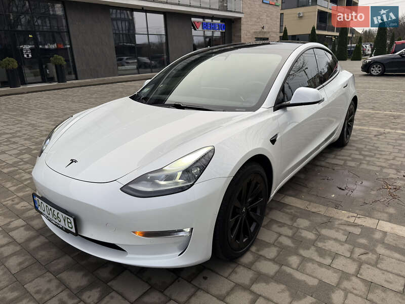 Седан Tesla Model 3 2021 в Ужгороде фото 34 Седан Tesla Model 3 2021 в Ужгороде