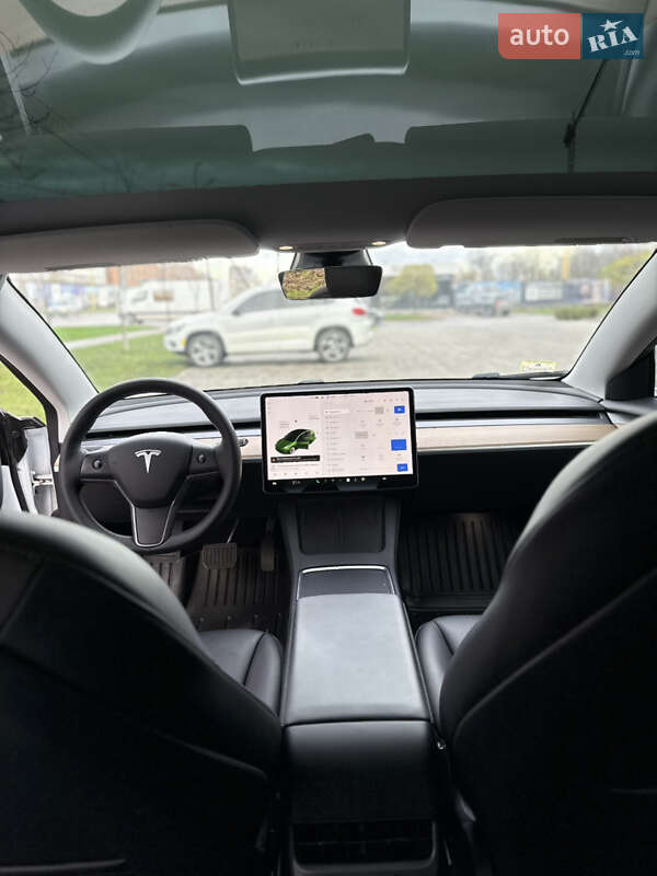 Седан Tesla Model 3 2021 в Ужгороде фото 47 Седан Tesla Model 3 2021 в Ужгороде
