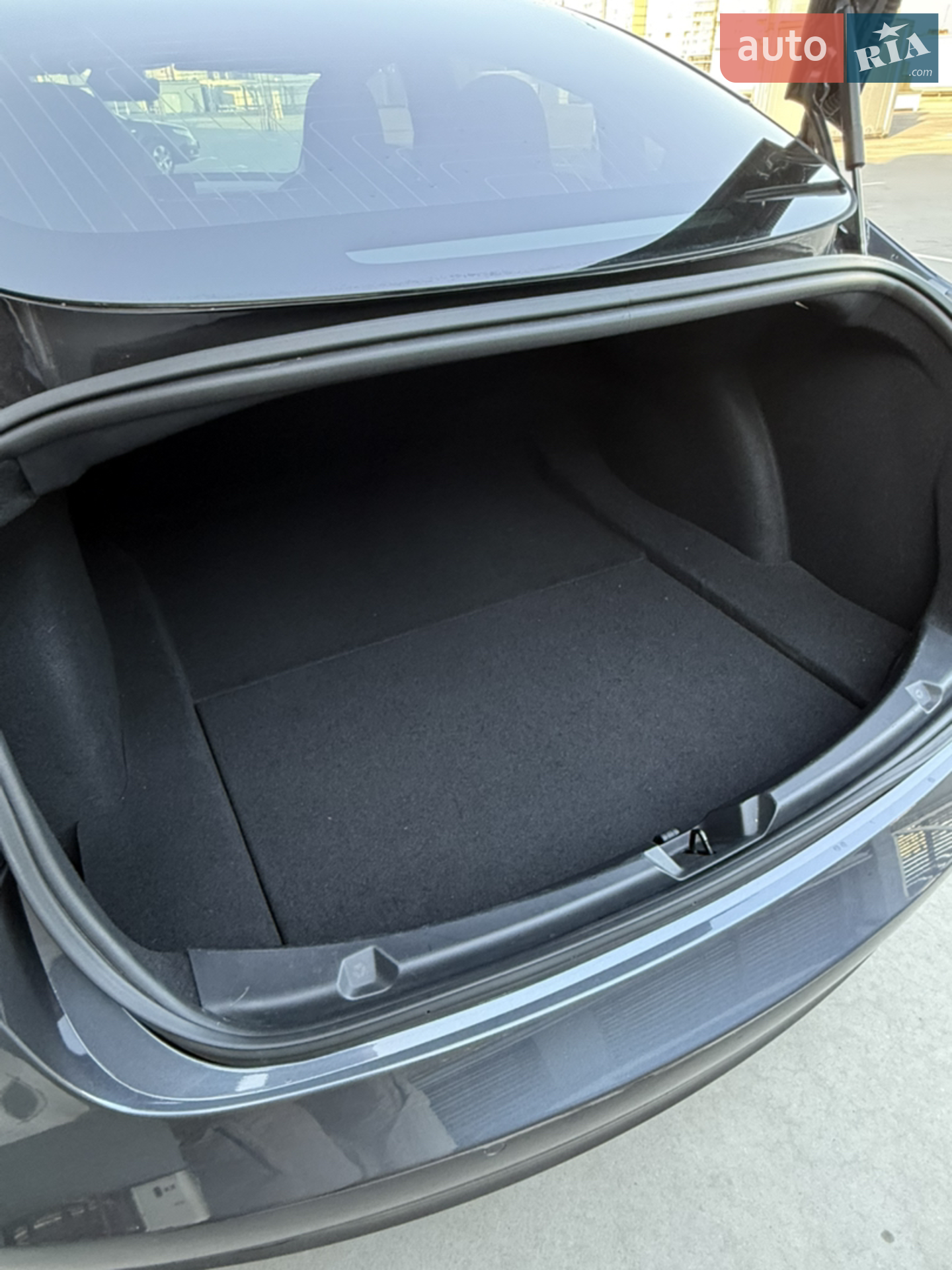 2018 Tesla Model 3 - мініатюра 13