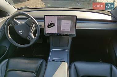 Седан Tesla Model 3 2020 в Луцке