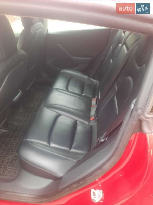 Седан Tesla Model 3 2022 в Рівному фото 13 Седан Tesla Model 3 2022 в Рівному