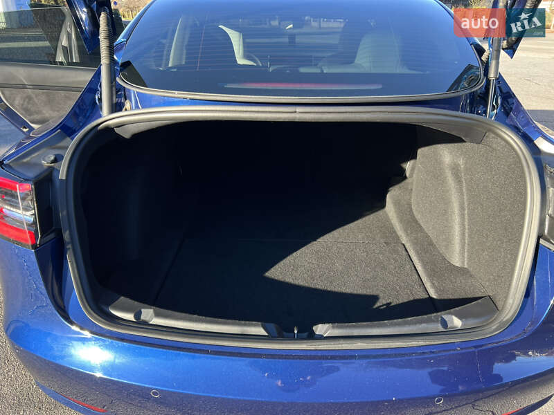 Седан Tesla Model 3 2022 в Ужгороде фото 15 Седан Tesla Model 3 2022 в Ужгороде