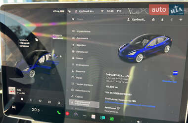Седан Tesla Model 3 2022 в Ужгороді