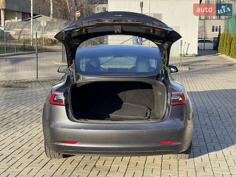 Седан Tesla Model 3 2022 в Львове фото 19 Седан Tesla Model 3 2022 в Львове