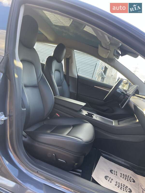 Седан Tesla Model 3 2022 в Львове фото 42 Седан Tesla Model 3 2022 в Львове