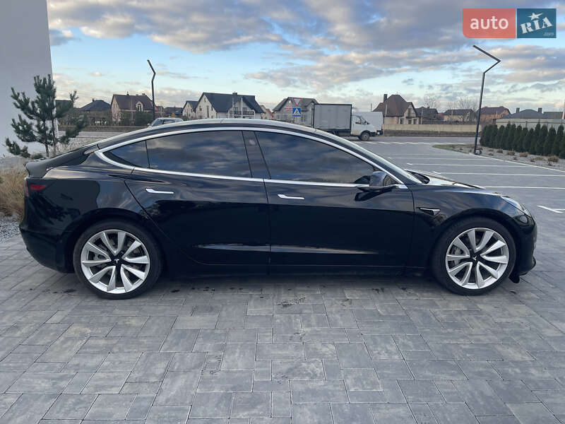 Седан Tesla Model 3 2018 в Луцке фото 8 Седан Tesla Model 3 2018 в Луцке
