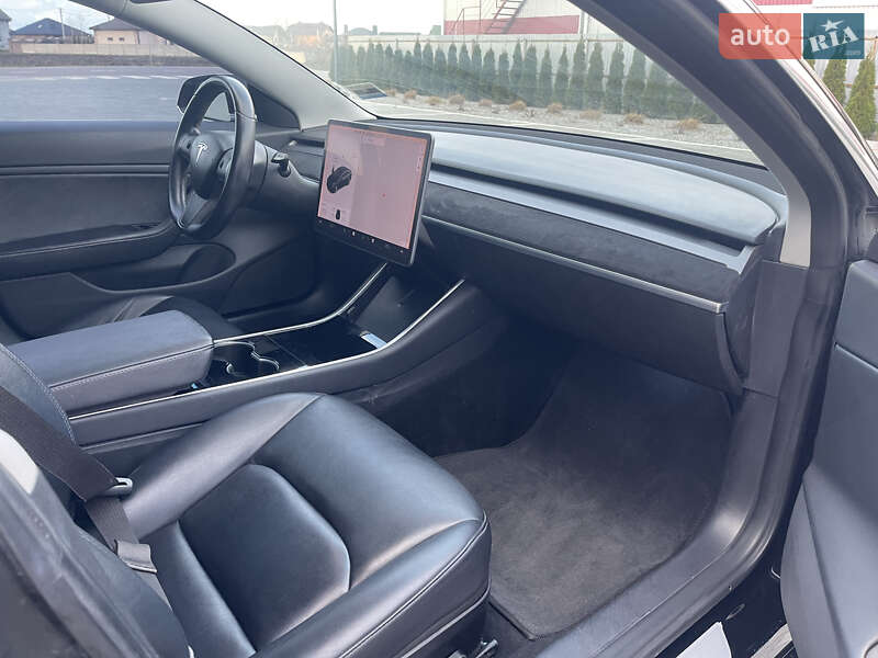 Седан Tesla Model 3 2018 в Луцке фото 11 Седан Tesla Model 3 2018 в Луцке