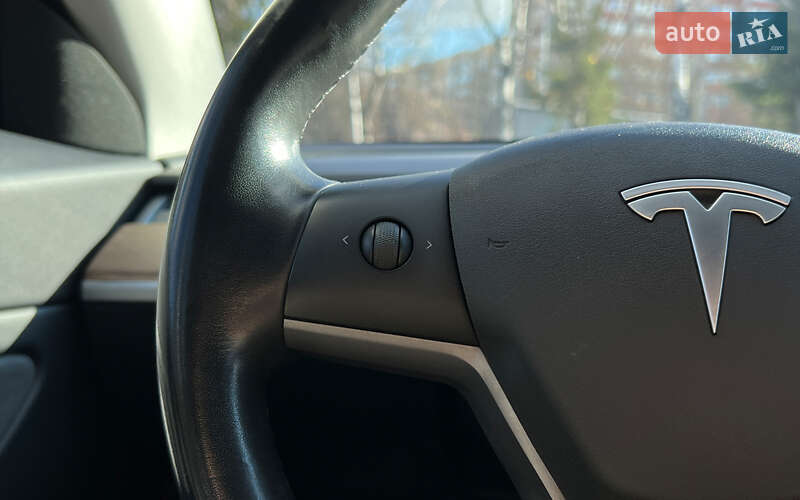 Седан Tesla Model 3 2018 в Львове фото 12 Седан Tesla Model 3 2018 в Львове