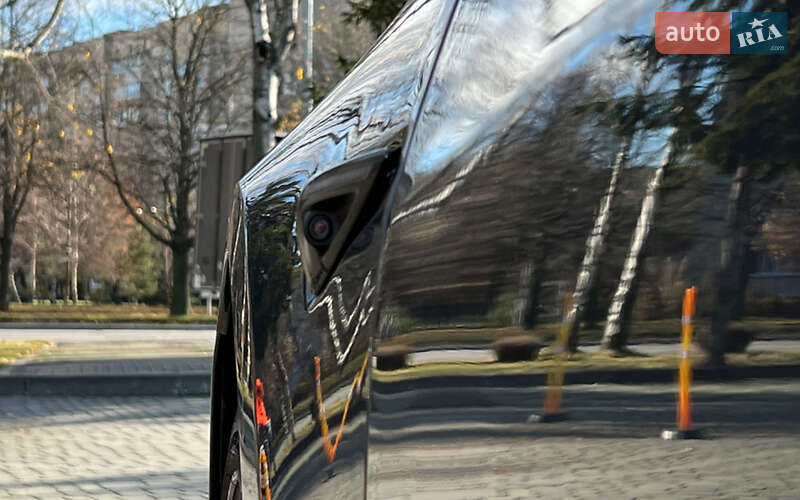 Седан Tesla Model 3 2018 в Львове фото 23 Седан Tesla Model 3 2018 в Львове