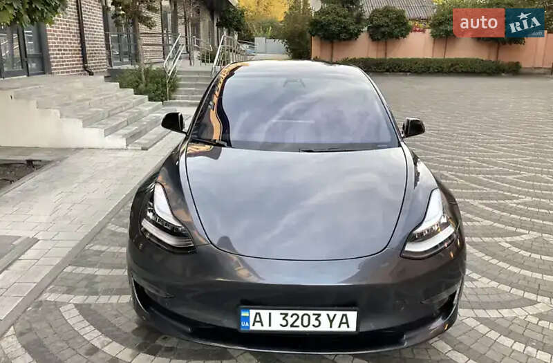 Седан Tesla Model 3 2019 в Тернополе фото 14 Седан Tesla Model 3 2019 в Тернополе