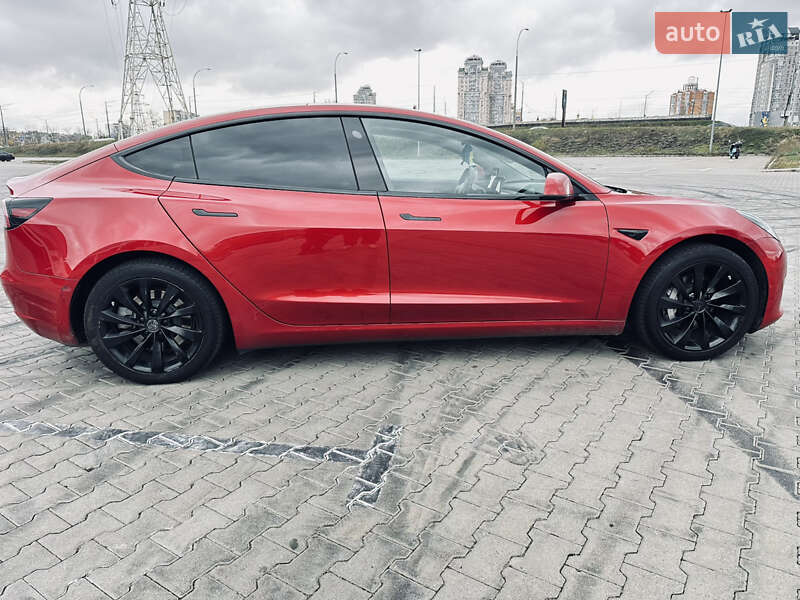 Седан Tesla Model 3 2019 в Києві